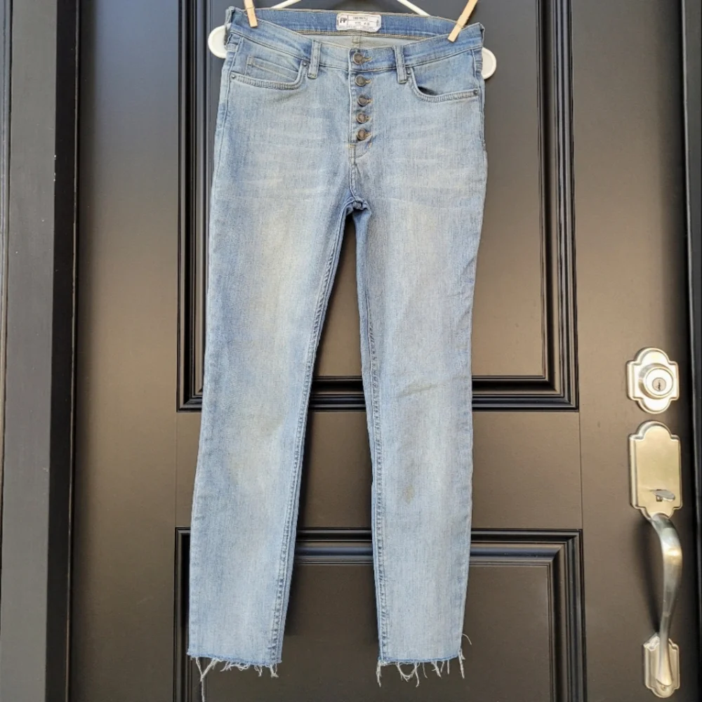 Free People raw hem slim Light Wash jeans